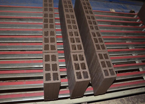 Μηχανή Κοπής Πλίνθων από Πηλό Υψηλής Ακρίβειας με Μήκος Φέτας 2,1 m και 12-16 Κοπές ανά Λεπτό Μοντέλο QTQD-1