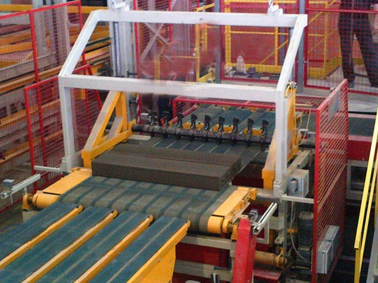 Υδραυλική μηχανή κοπής τούβλων από πηλό με μέγιστο πλάτος κοπής 520 mm και κύκλο κοπής 6-8 φορές/min για εξοικονόμηση εργασίας