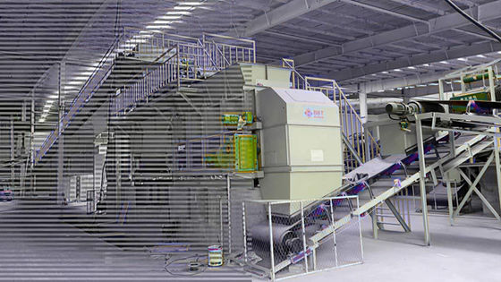 Έργο κατασκευής κοίλων τεμαχίων από πηλό 120 τόνους/ώρα Μηχανή τροφοδοσίας κιβωτίου μεταφορικής ταινίας για πλήρη αυτόματη γραμμή κατασκευής τούβλων από κόκκινο πηλό